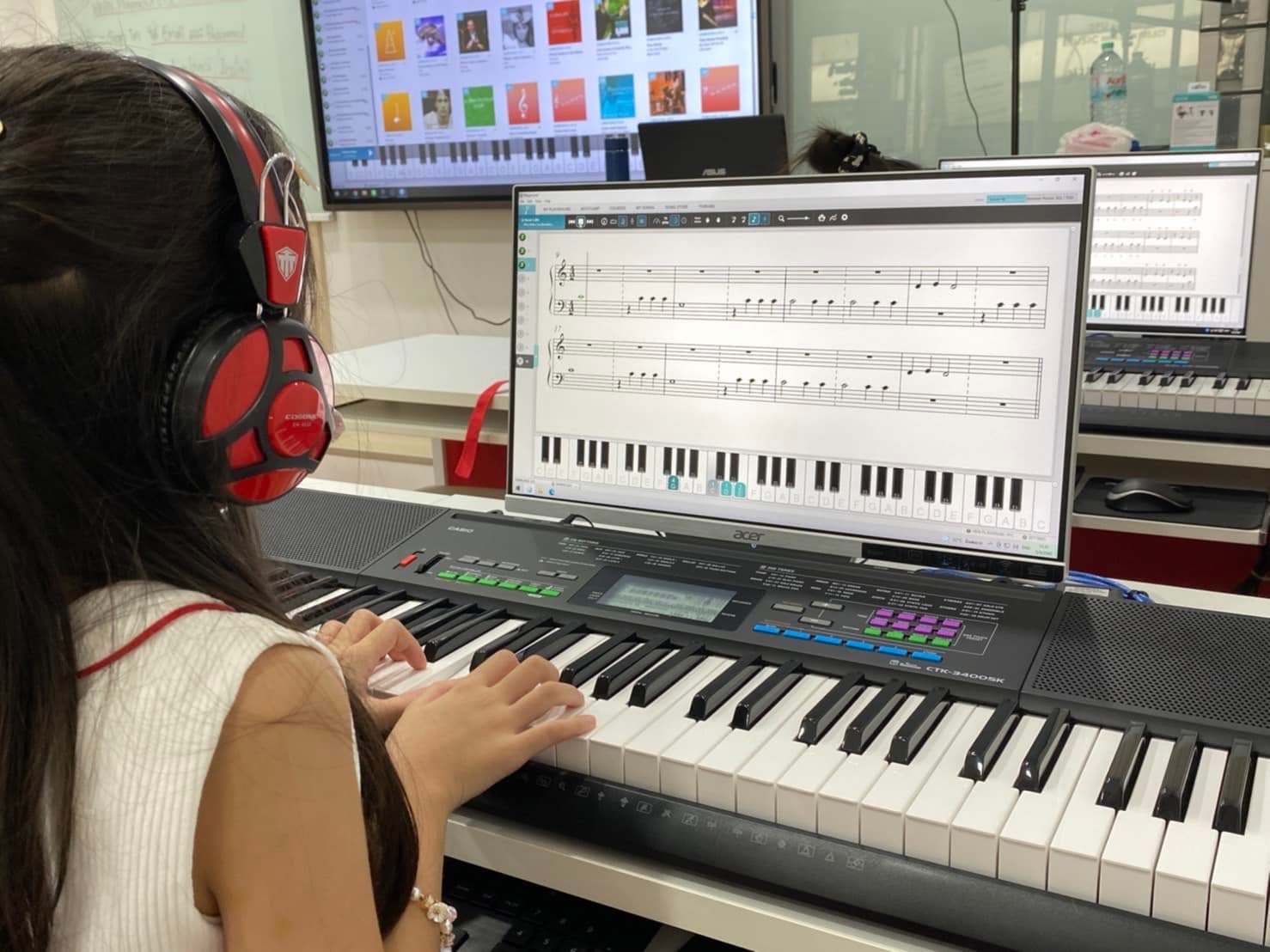 (Onsite)คีย์บอร์ดไฟฟ้า Casio CT-S1 พร้อมคอร์สเรียนเปียโนกับครูดนตรี 100 นาที 24 ครั้ง